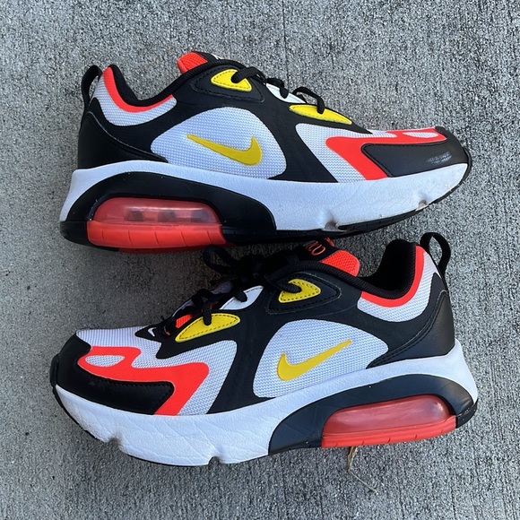 Nike AIR Max 200 5.5Y - Picture 2 of 6